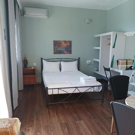 Beachfront Apartment 레팀노 외부 사진