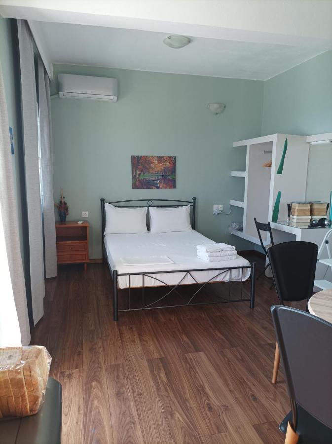 Beachfront Apartment 레팀노 외부 사진